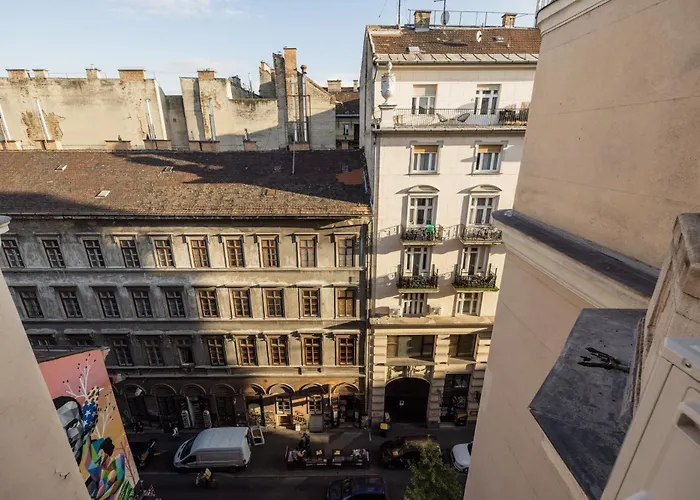 Appartement Magnificent 3br With Balcony By Dohany Synalogue Budapest