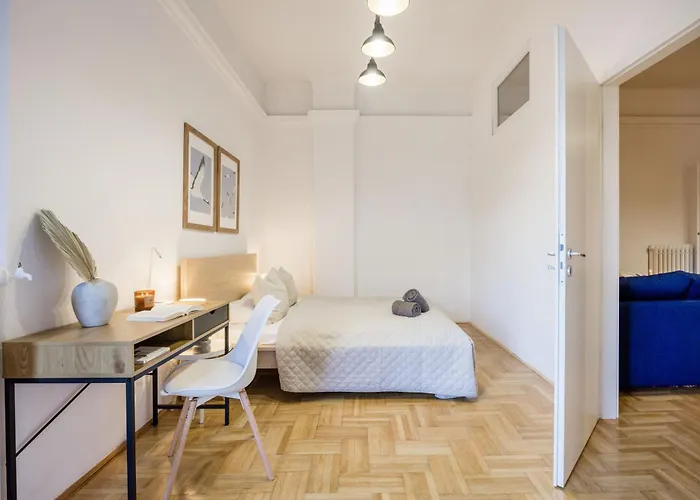 דירה Magnificent 3br With Balcony By Dohany Synalogue *