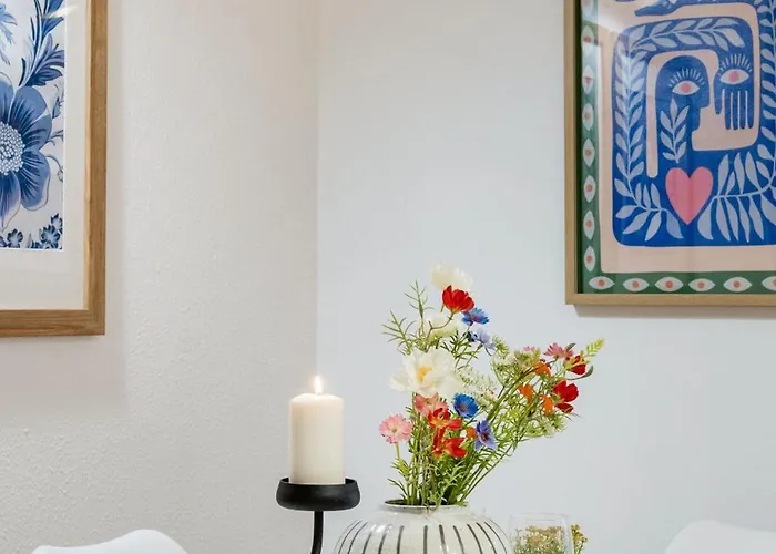 Magnificent 3br With Balcony By Dohany Synalogue דירה בודפשט