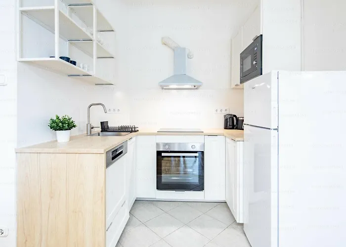 Magnificent 3br With Balcony By Dohany Synalogue Budapešť
