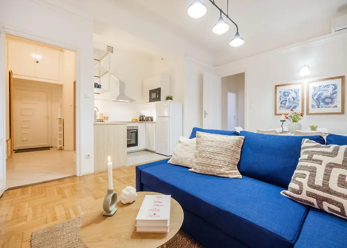Apartmán Magnificent 3br With Balcony By Dohany Synalogue *